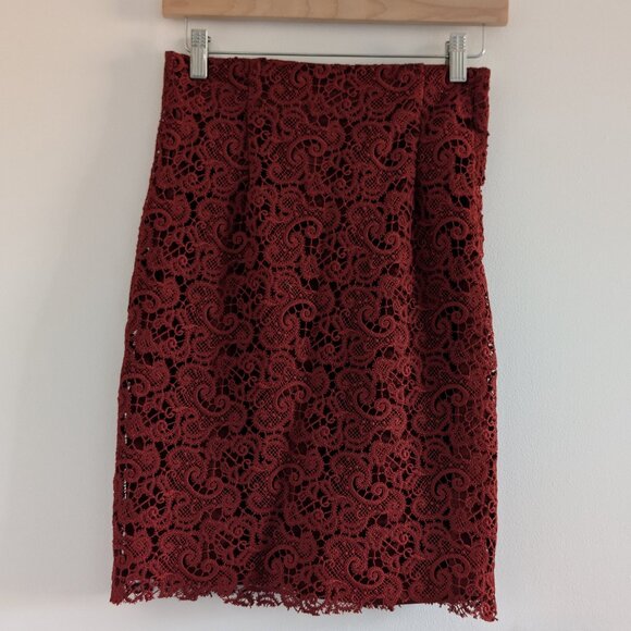 3/$30 ZARA burgundy lace pencil skirt - Picture 1 of 8